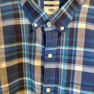 Old Navy Long Sleeve Blue Plaid Button Down Shirt